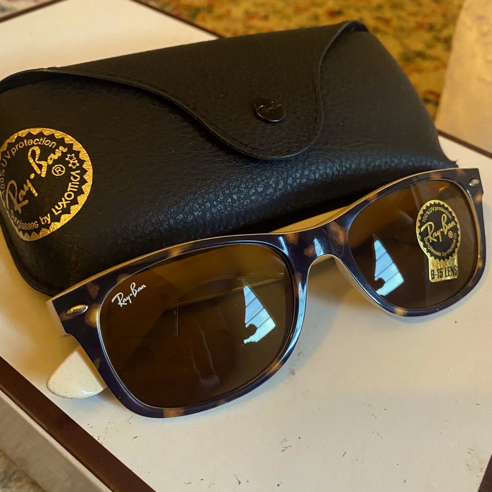 Ray-Ban - Havana sunglasses NEW